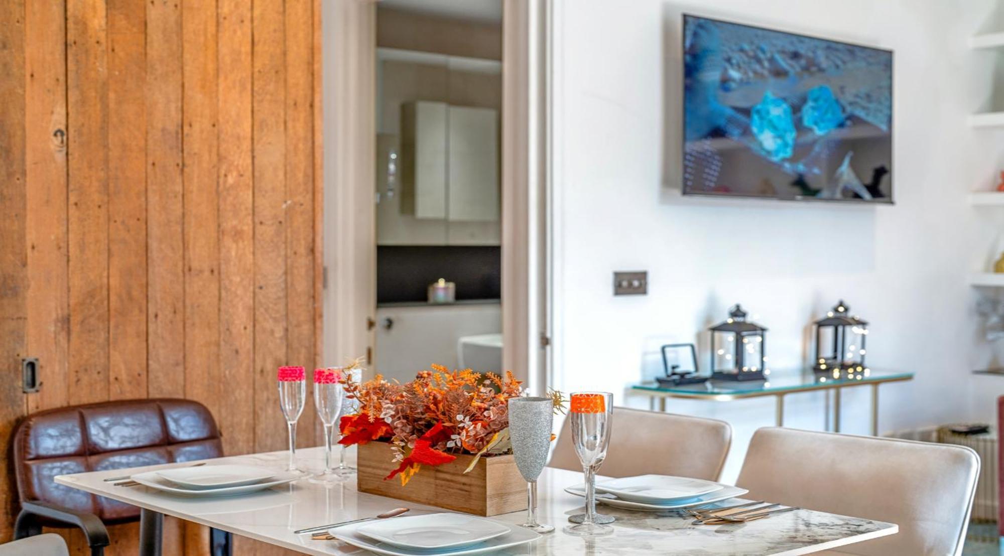 Designer Victorian Flat With Huge Terrace Apartment London Bagian luar foto